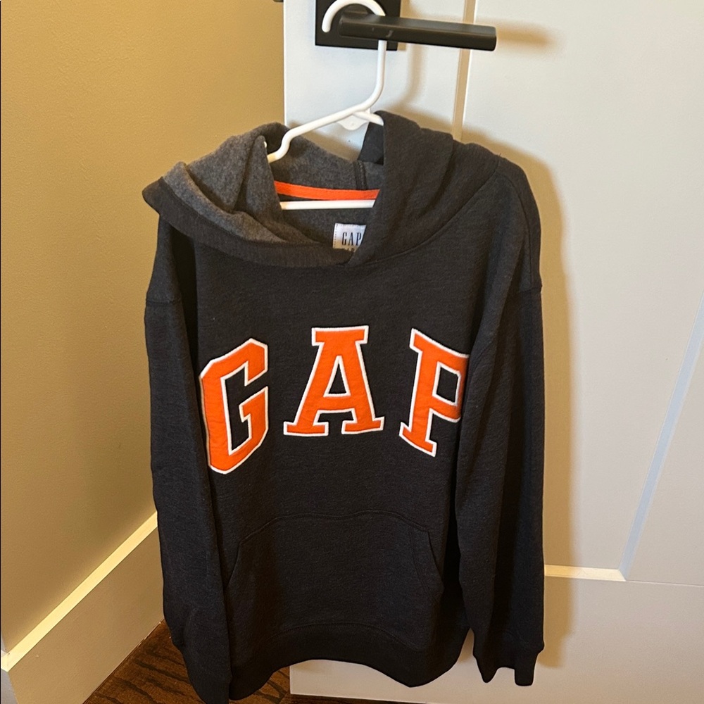 NWT GAP Kids Charcoal Hoodie - Size XXL (14-16)